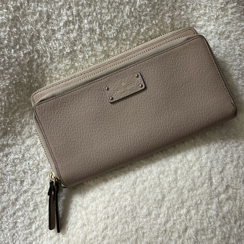 Kate Spade Taupe Leather Wallet